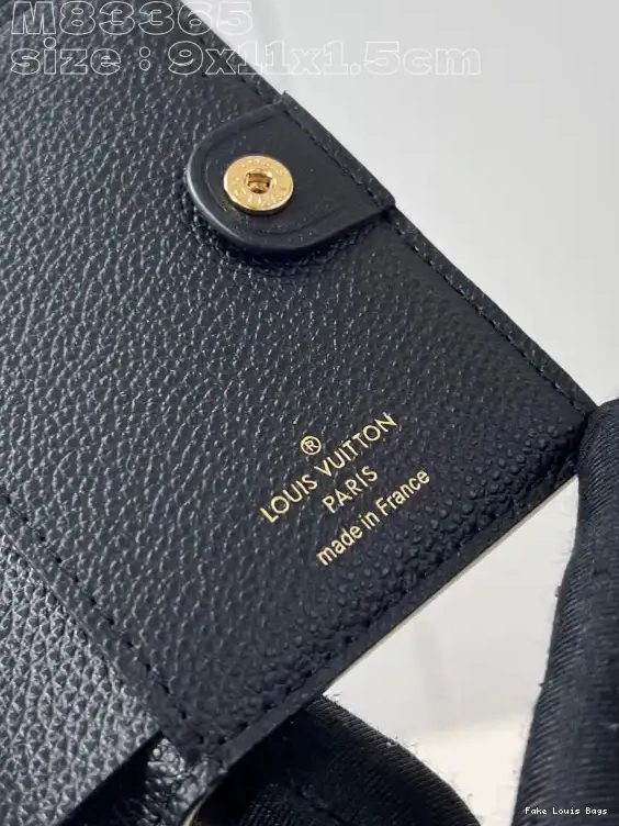 Eliminating the middleman and passing on savings to you. With massive production and tax-free benefits 9*11.5*1.5CM - VUITTON Wallet LOUIS Lisa 0422
